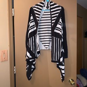 Long-sleeve cardigan